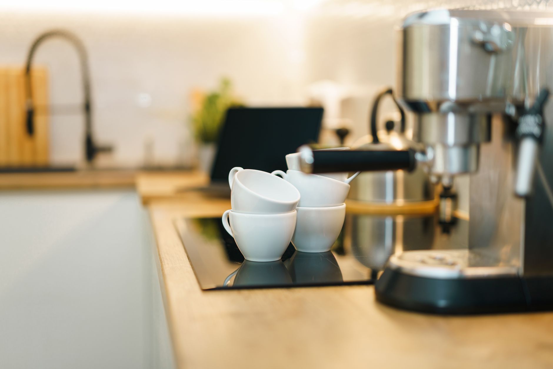 Best Home Coffee Makers UK 2026: Tested in Real Kitchens